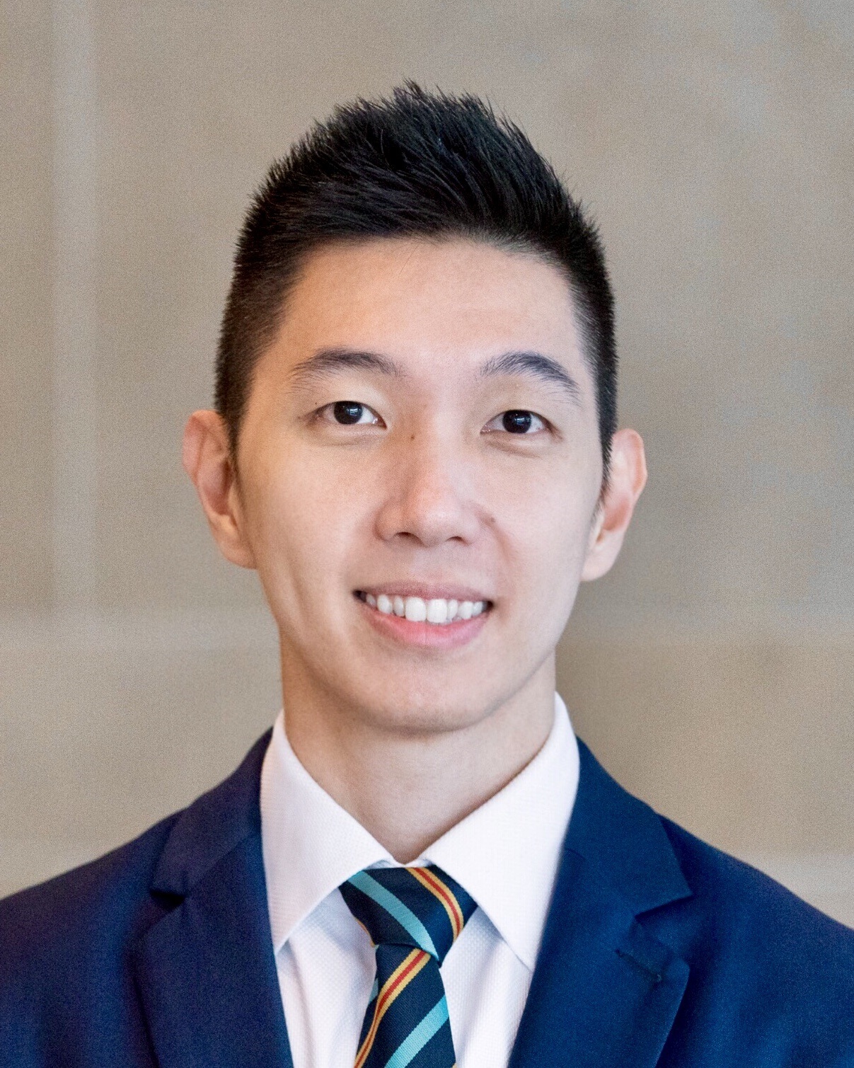 Photo of Dr Alex Soh