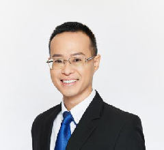 Mr Derrick Tan